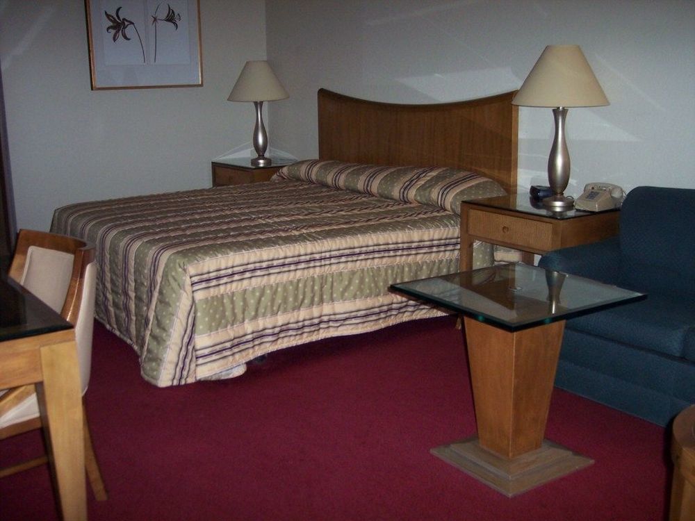 Night Inn Sweet Springs Habitación foto
