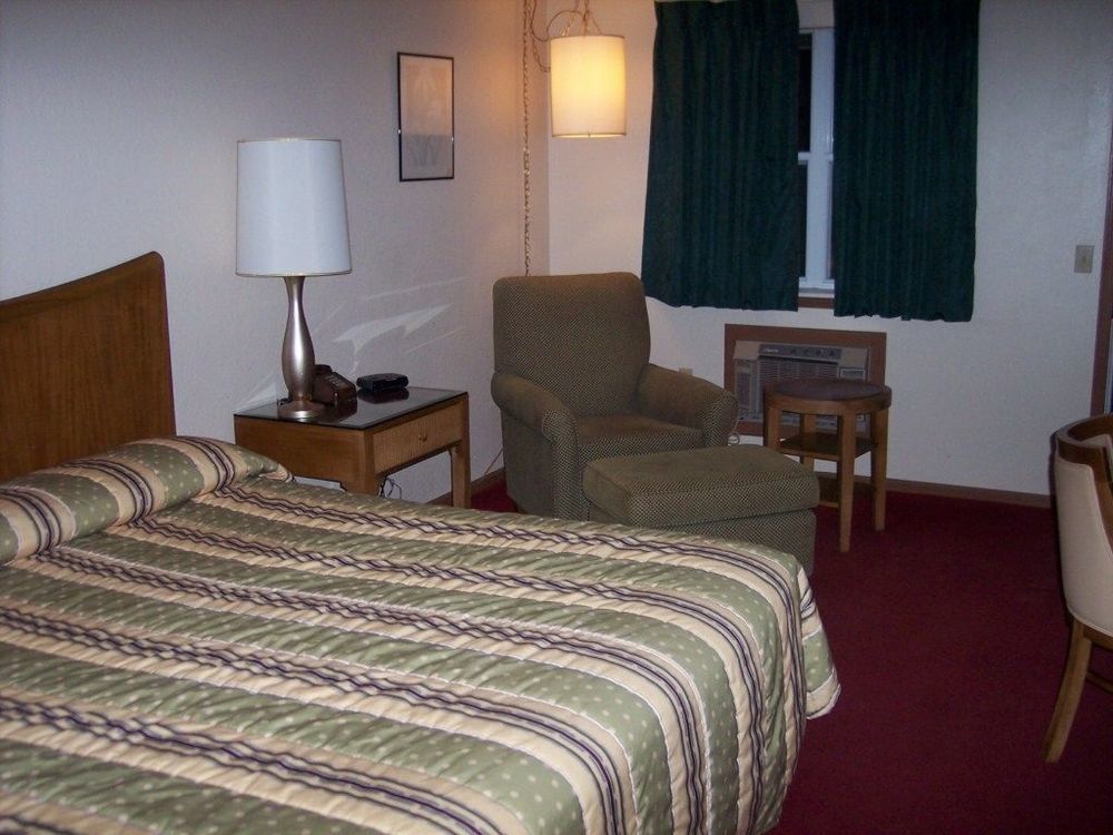 Night Inn Sweet Springs Habitación foto